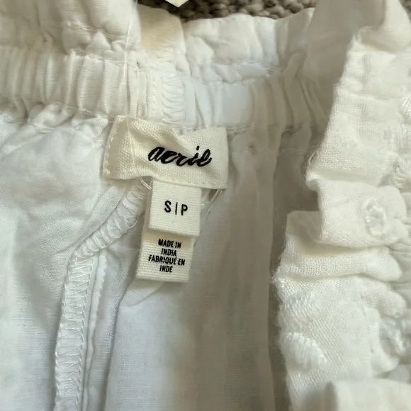 Aerie Floral Embroidered White Mini Skirt - Picture 3 of 5